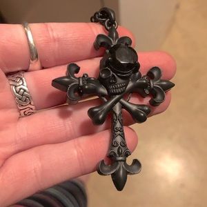 Goth Skull Cross necklace